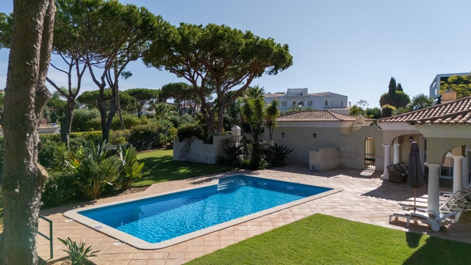 Casa Atlantico House in Faro District