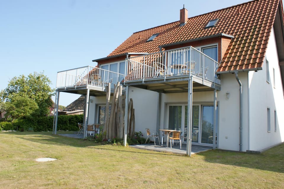 Dock2Apartment Rügen Whg 3 großer Balkon, ruhige Lage Apartment in Mecklenburg-Vorpommern, Germany