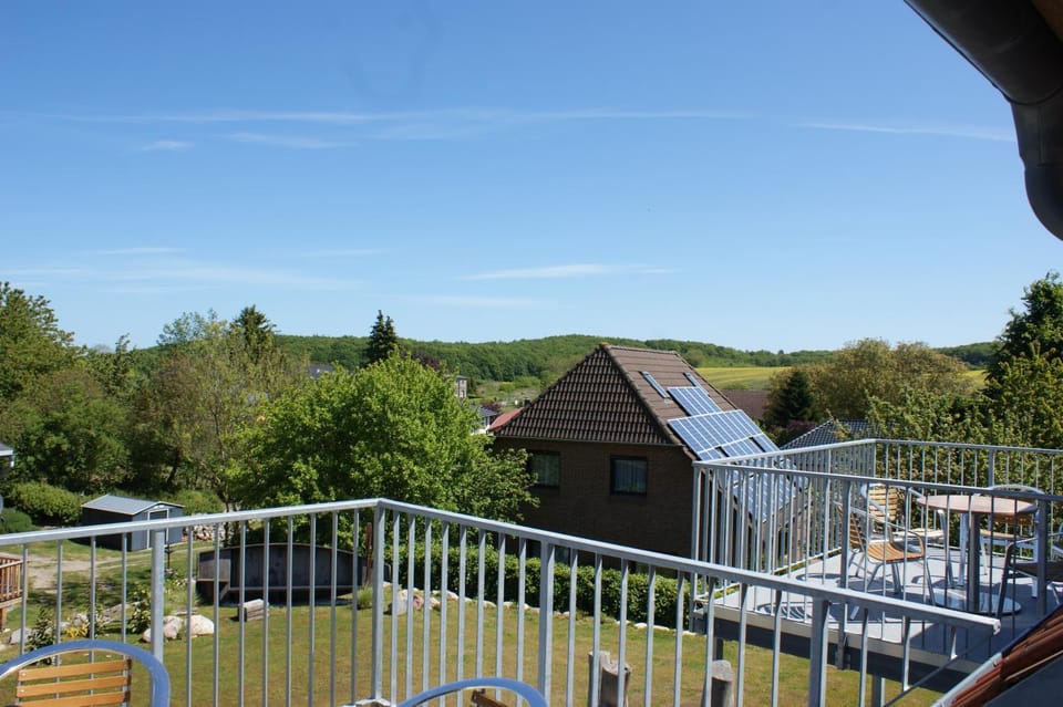 Dock2Apartment Rügen Whg 3 großer Balkon, ruhige Lage Apartment in Mecklenburg-Vorpommern, Germany