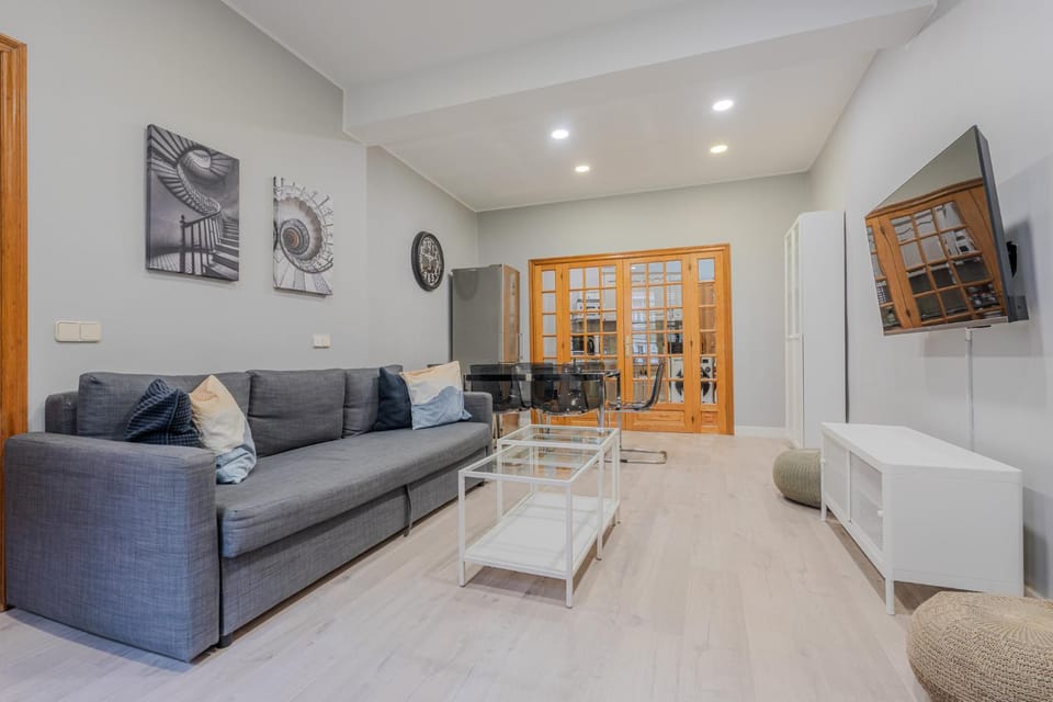 TV and multimedia, Living room, Seating area
