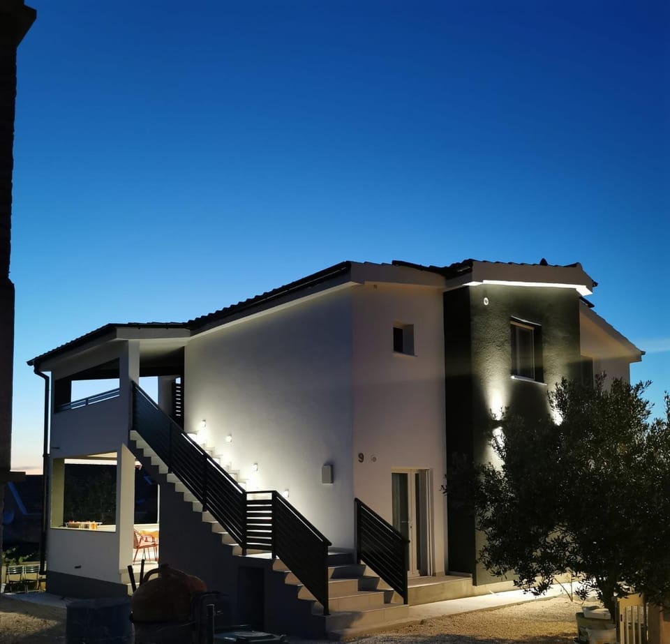 Apartments Astoria Apartment in Zadar County