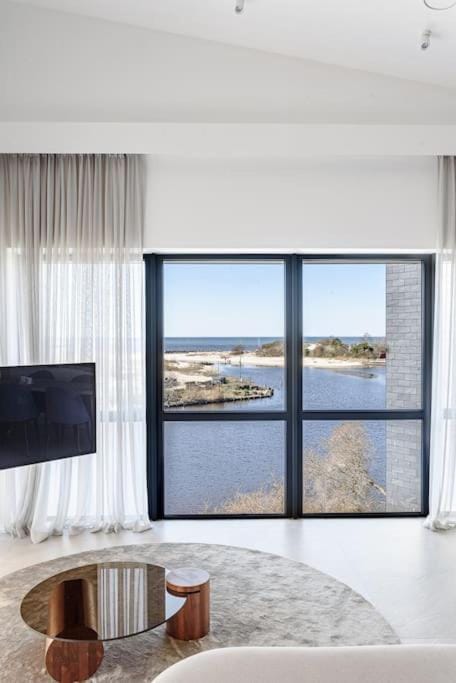 2-Bedr Apt Exclusive Sea Views @Šventosios Vartai Apartment in Palanga