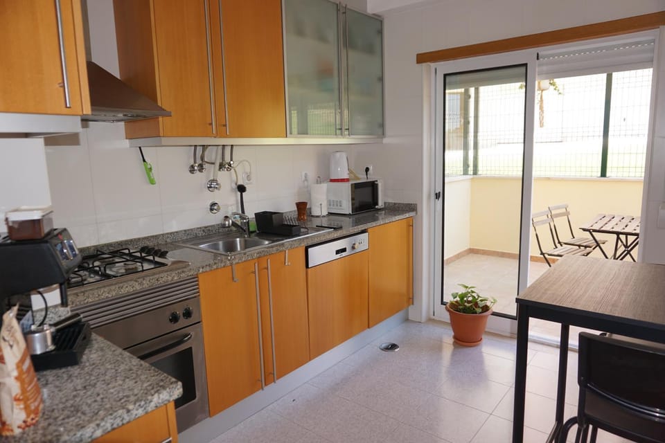 Coffee/tea facilities, Kitchen or kitchenette, Dining area, dishwasher, minibar, pet friendly, stove, toaster