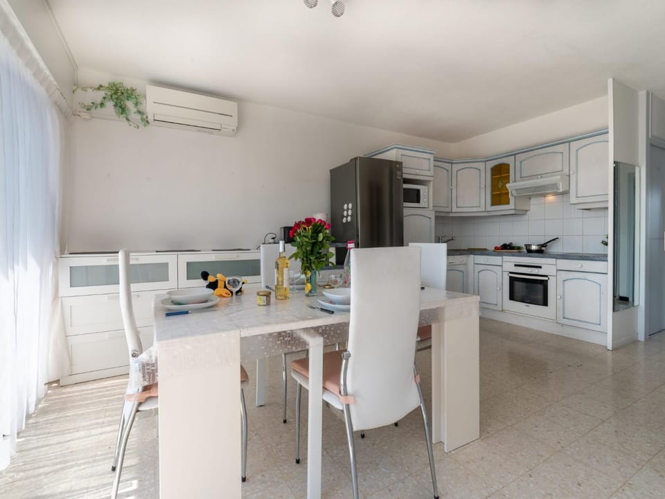 Apartment Le Beaupré by Interhome Apartment in Le Grau-du-Roi