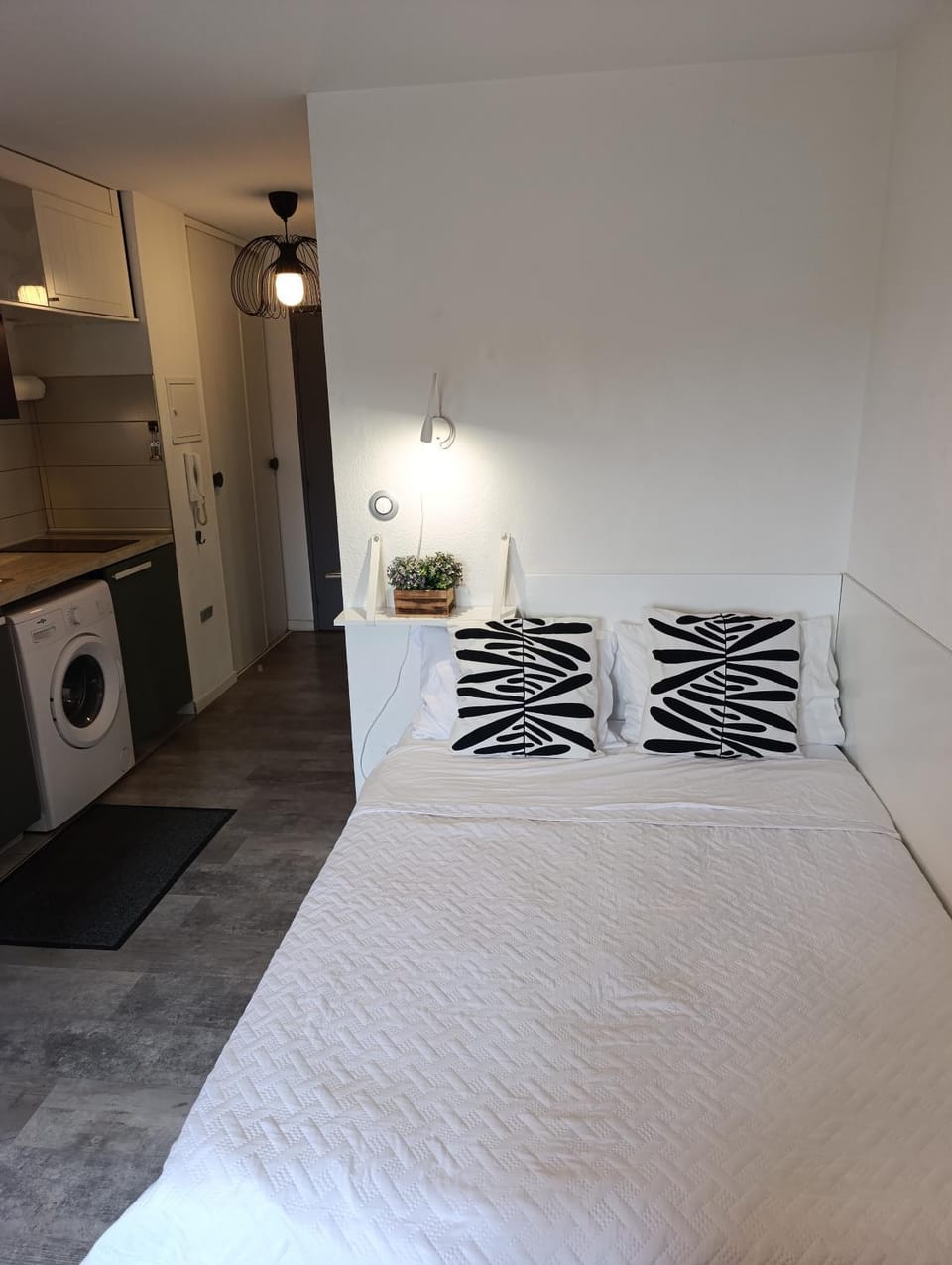 MANHATTAN Studio climatisé Balcon Ensoleillé Parking proche Montpellier Apartment in Montpellier