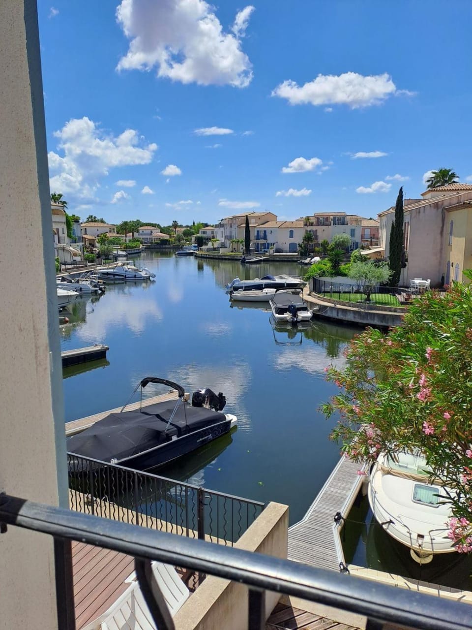 City view, River view