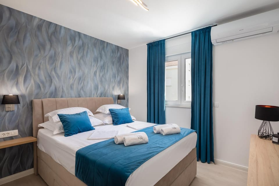 A&D Deluxe apartments Dani with swimming pool Apartment in Split-Dalmatia County