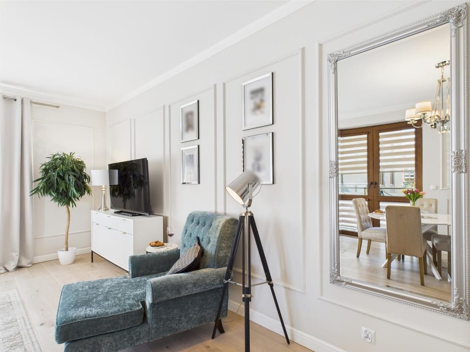 ApartamentySnu, Słoneczny Glam z parkingiem, Centrum Apartment in Masovian Voivodeship