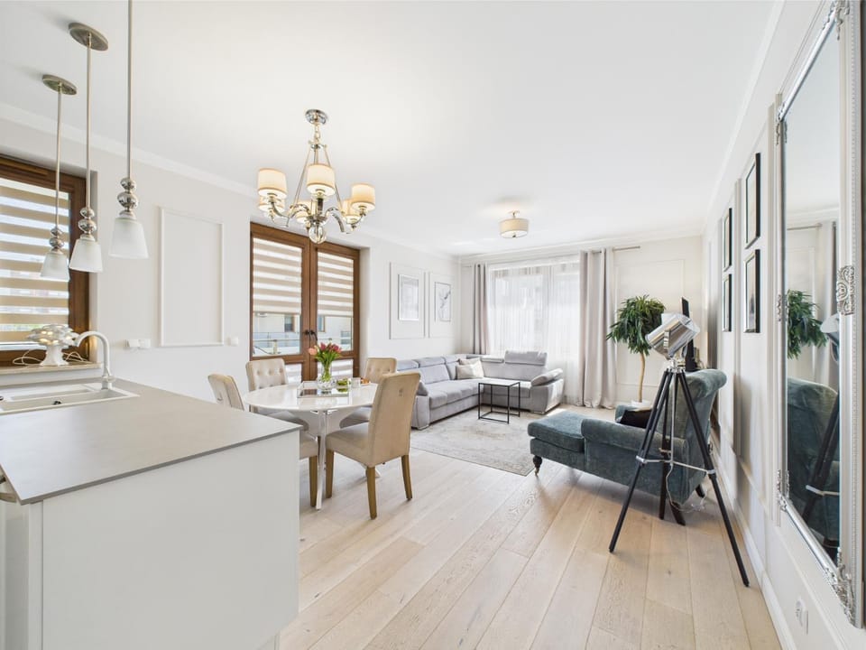 ApartamentySnu, Słoneczny Glam z parkingiem, Centrum Apartment in Masovian Voivodeship