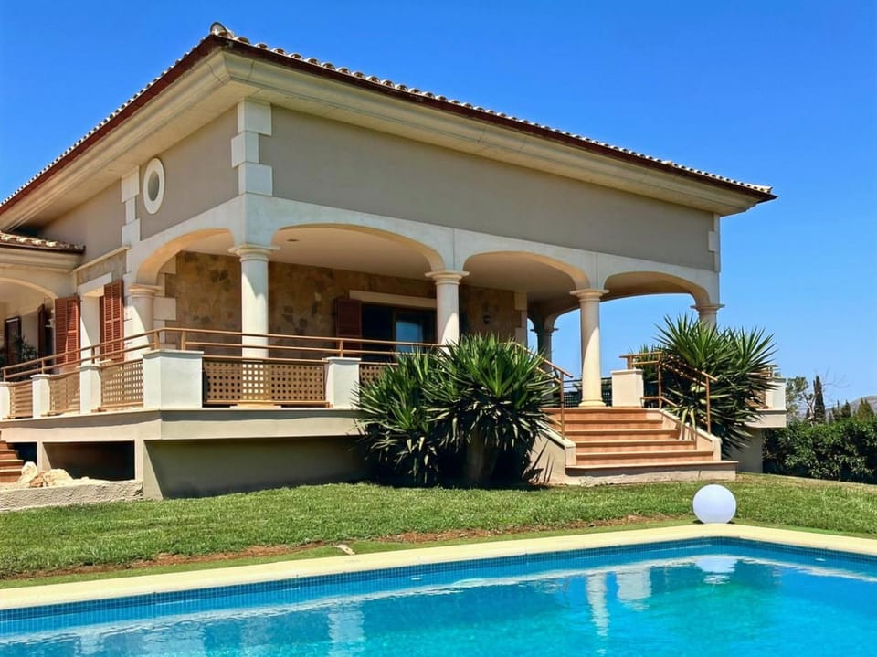 Property building, Patio, Day, Garden, Garden view, Pool view, Swimming pool