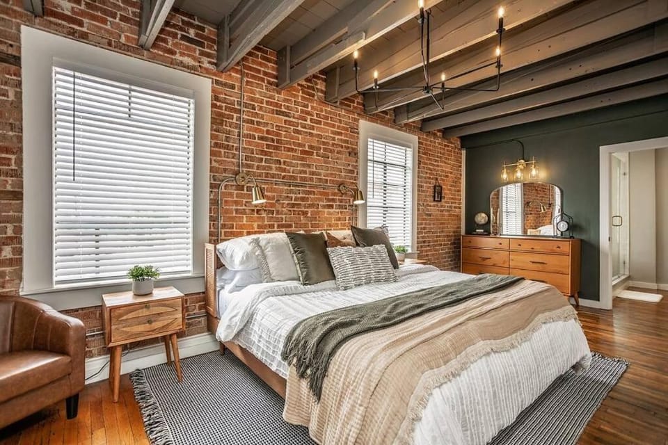Bed, Photo of the whole room, Bedroom