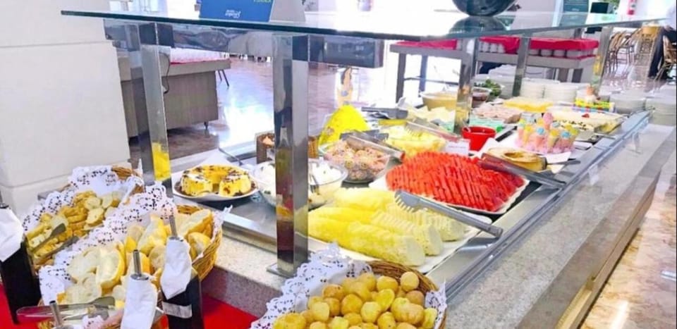 Breakfast, Buffet breakfast