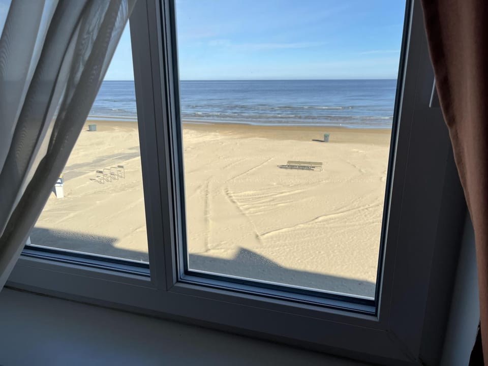 Day, Beach