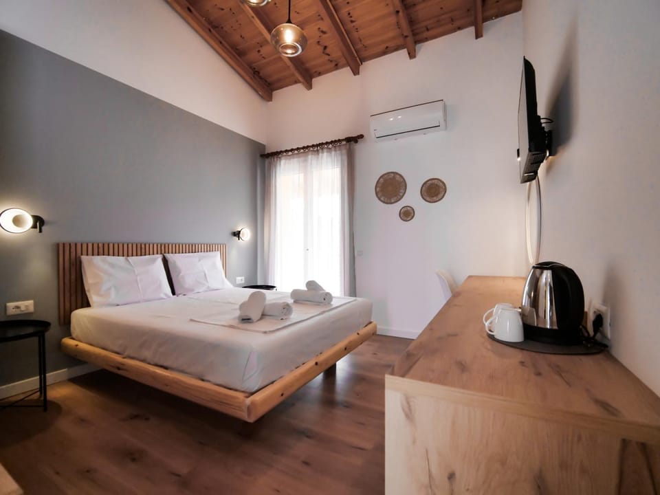 Bed, Photo of the whole room, air conditioner