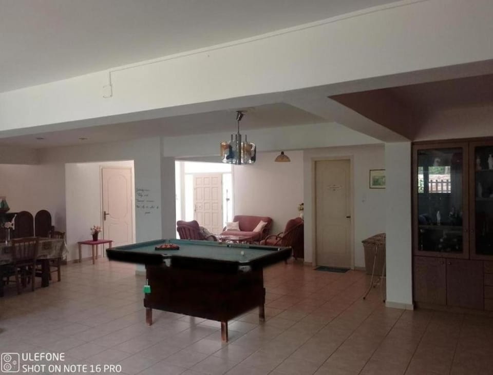 Property building, Billiard