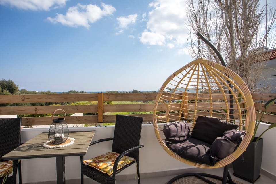 Patio, Day, Garden, View (from property/room), Balcony/Terrace