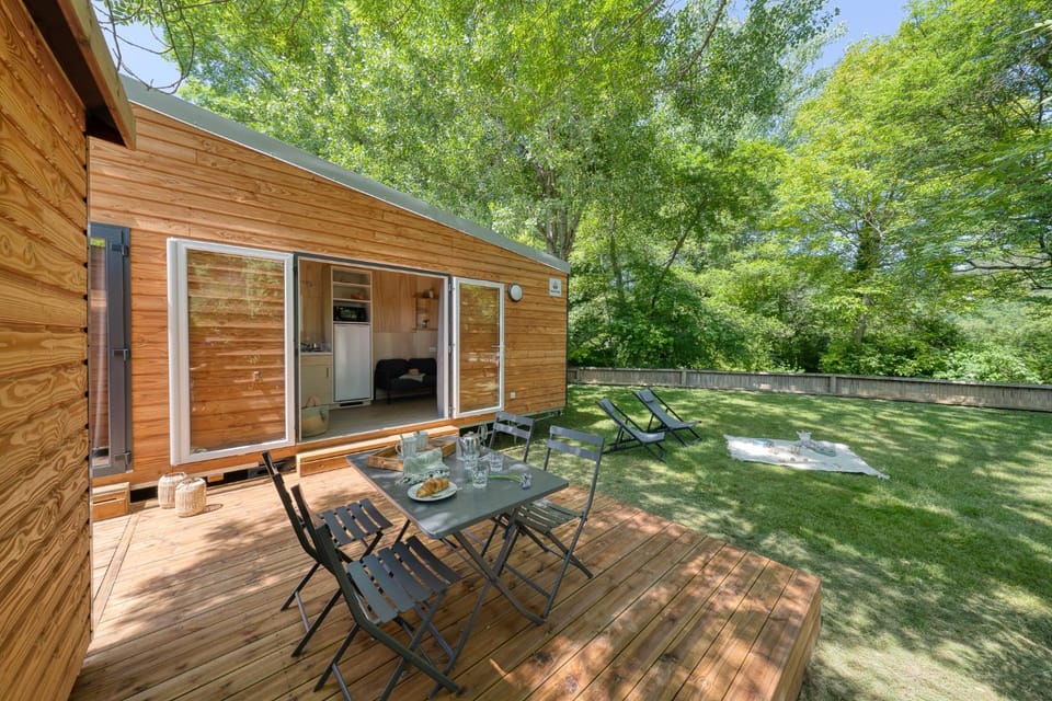 Patio, Garden view