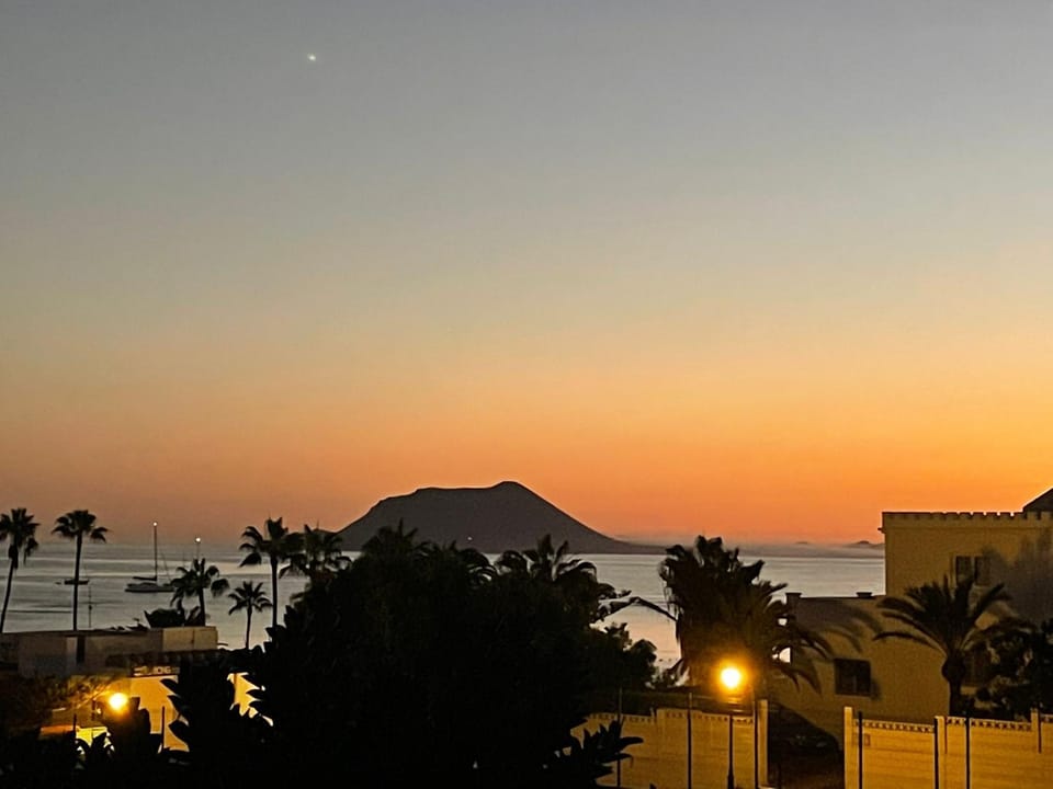 Alojamientos playa Centro Corralejo 4 Bed and Breakfast in Corralejo