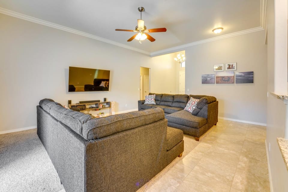 Beautiful Bullhead City Home Rental w/ Yard! House in Bullhead City