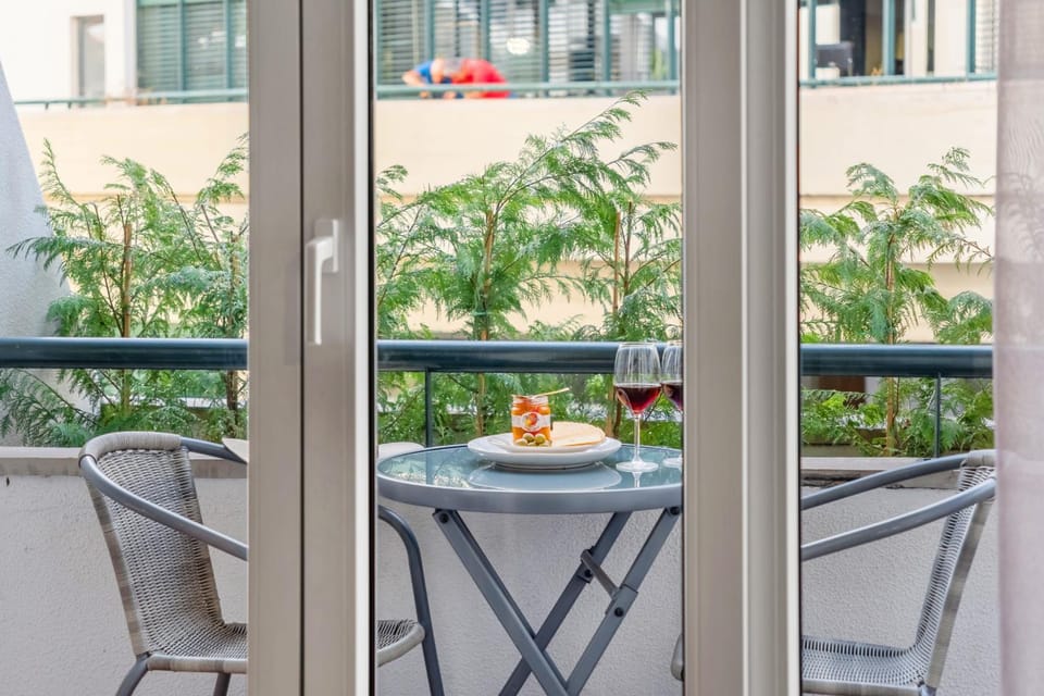 Catybel by Homie Apartment in Funchal