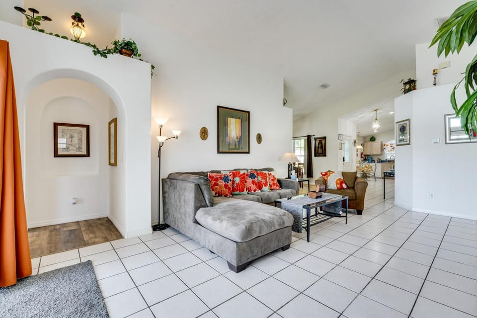 4 Mi to Disney: Family Getaway w/ Game Room! House in Four Corners