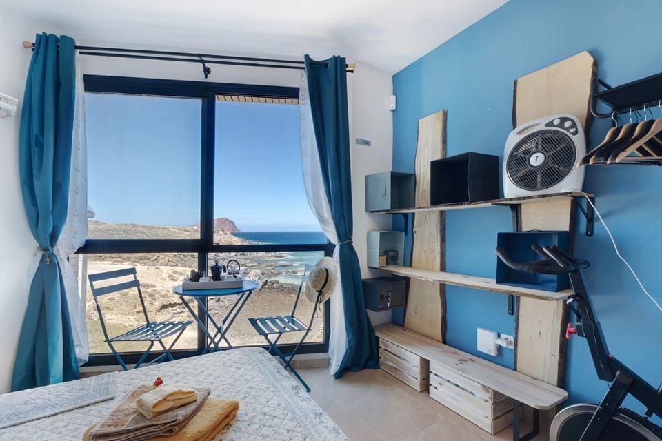 Property building, Living room, Bedroom