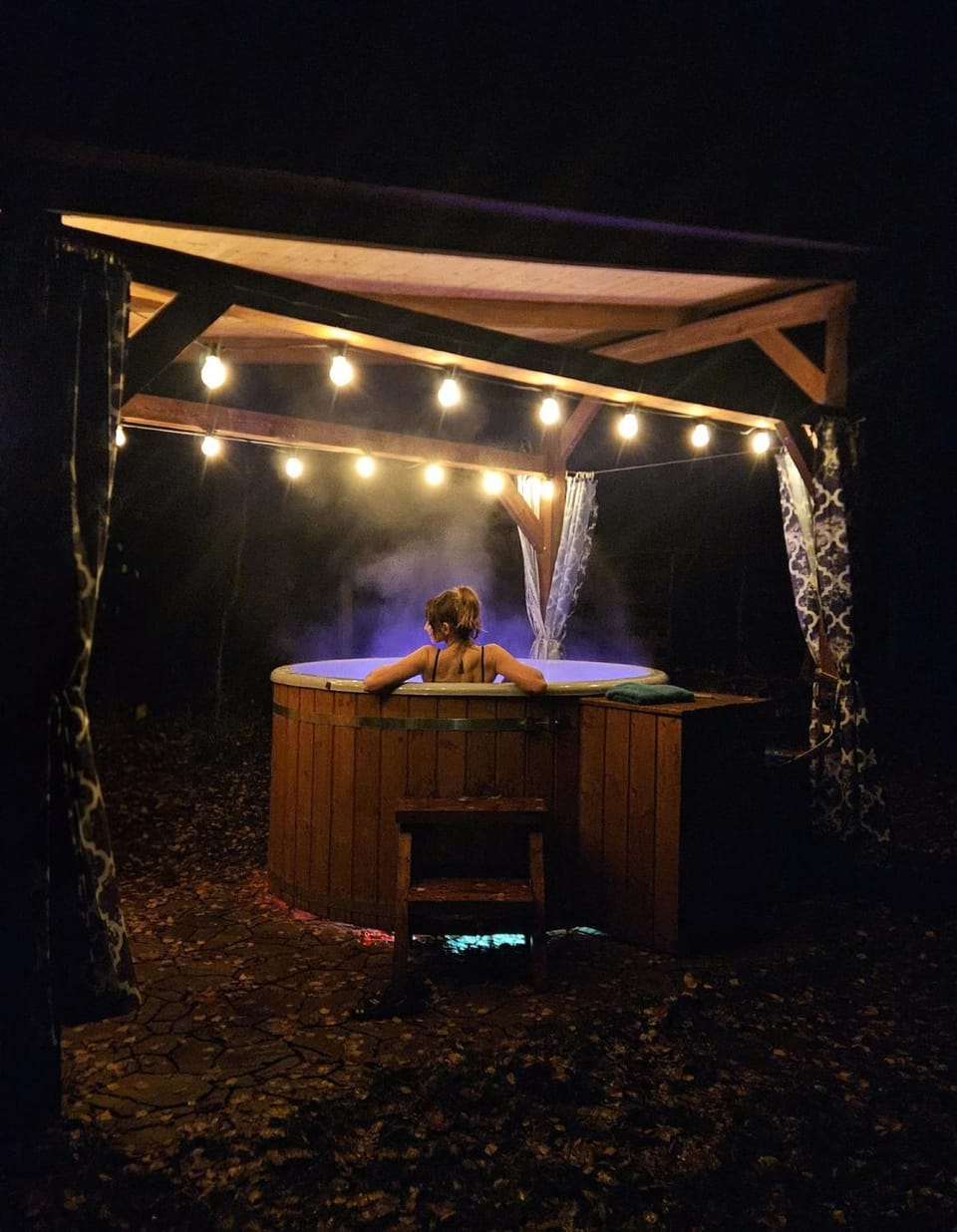 Jurty i namioty w Lesie KotfaLas Glamping Świętokrzyskie-SPA Luxury tent in Poland
