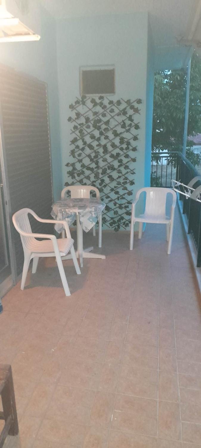 Patio, Balcony/Terrace, Seating area