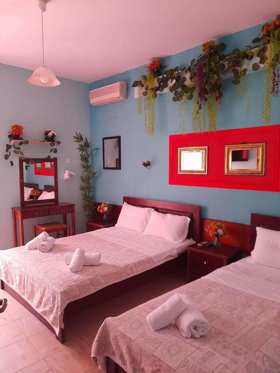 Bed, Photo of the whole room, Bedroom, towels, air conditioner