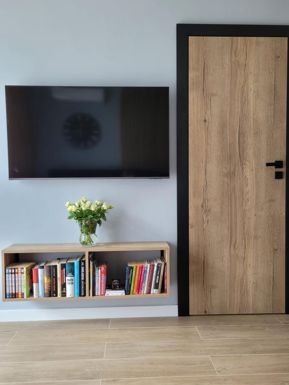 Library, TV and multimedia