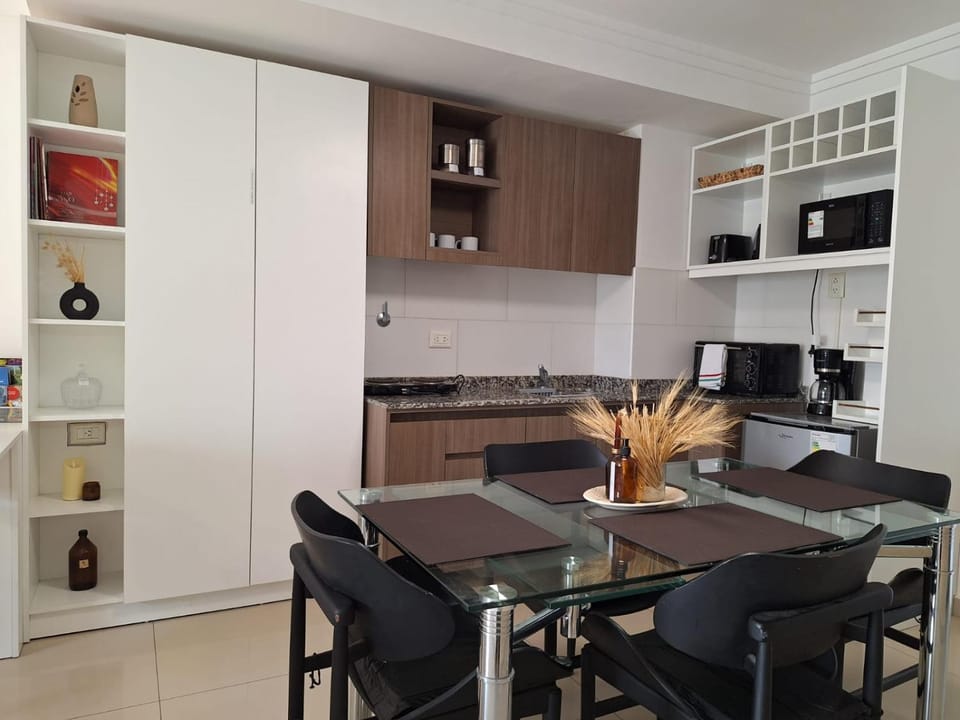 Dining area, minibar, oven, pet friendly, stove
