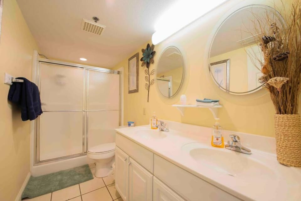 Amazing Mountain Views, 5 min to Dollywood&parkway Apartment in Pigeon Forge