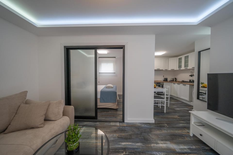 TV and multimedia, Kitchen or kitchenette, Living room, Seating area, Dining area, pet friendly