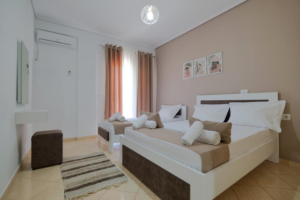 Empo Hotel Apartment in Ksamil