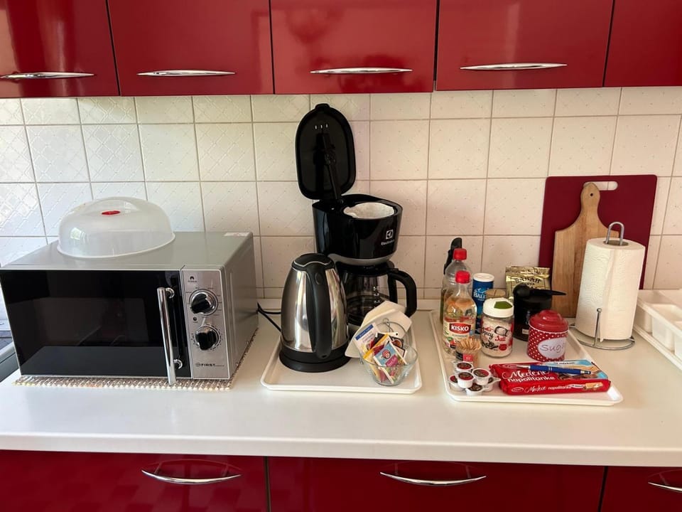 Coffee/tea facilities
