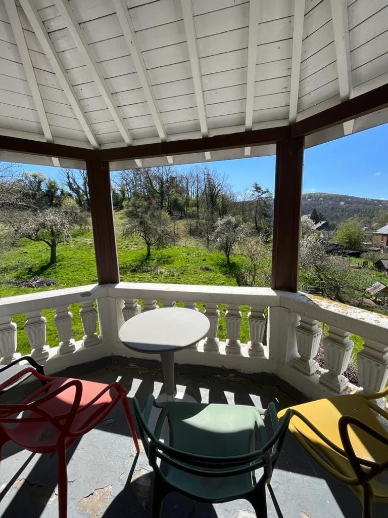 Les 3 Soeurs House in Wallonia, Belgium