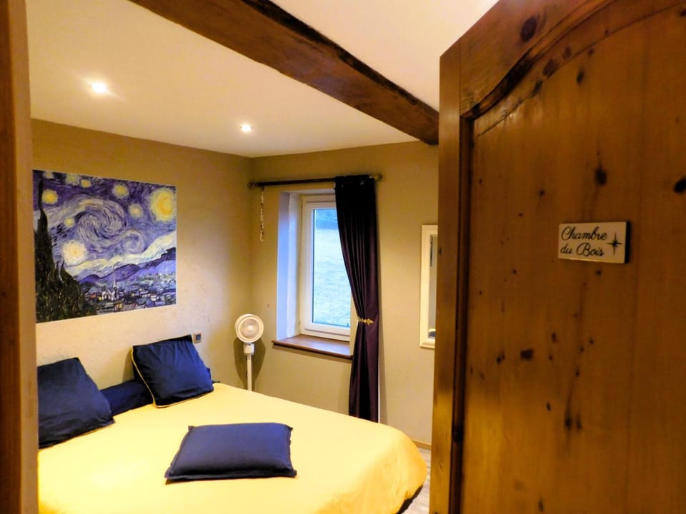 Chambres d'hôtes - Spa & Sauna - Les Sentiers de la Brême - Sud du Parc Régional Naturel du Morvan Bed and Breakfast in Bourgogne-Franche-Comté