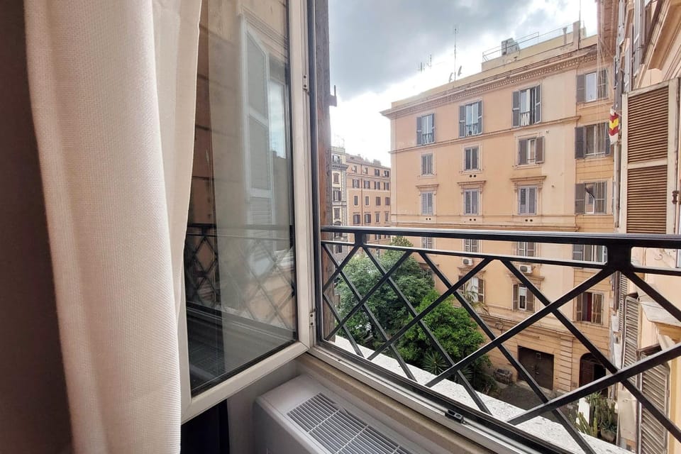 Sanctuary Home 32 Apartment in Rome