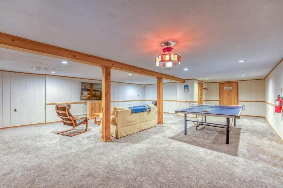 The Monk's Cottage-White Mountains, Pet Friendly House in Woodstock