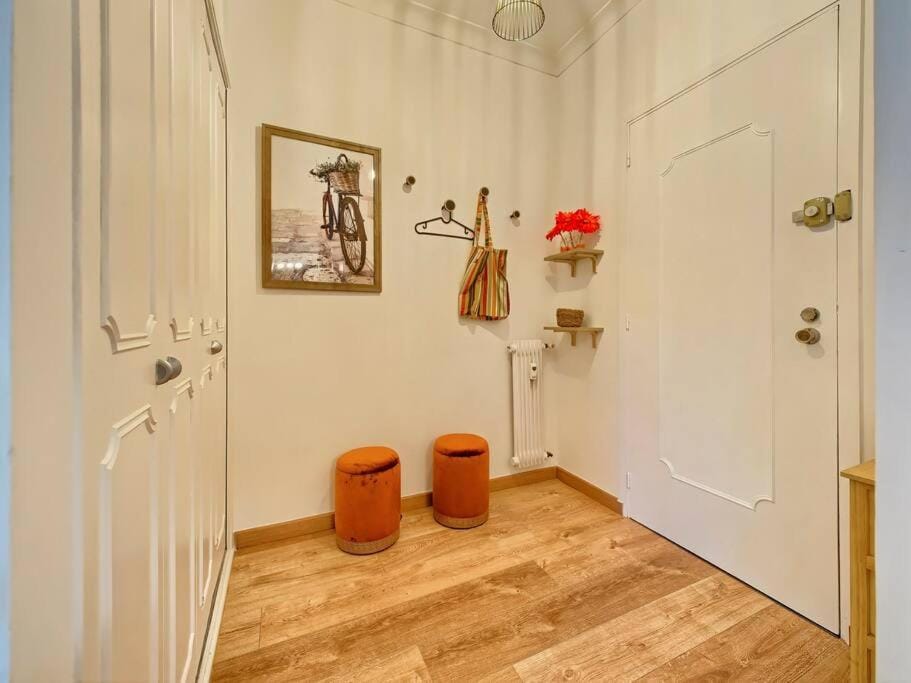 Studio cosy à 30 mètres de la plage Apartment in Antibes