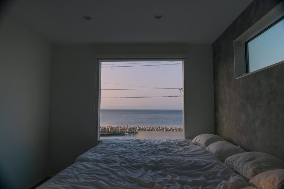 Bed, Photo of the whole room, Bedroom, Sea view