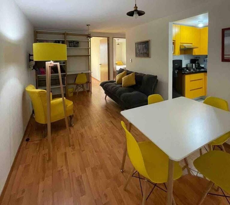 TV and multimedia, Living room, Photo of the whole room, Dining area