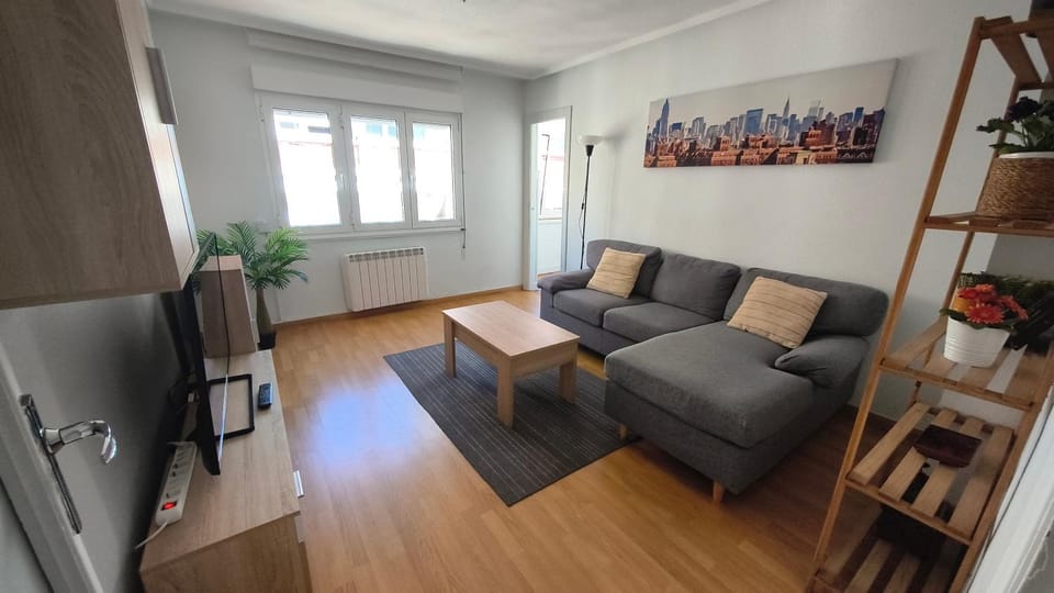 Communal lounge/ TV room, TV and multimedia, Living room, Seating area