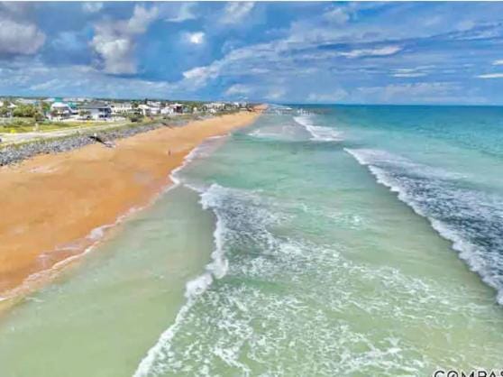 Flagler Beach Ocean Front Villa w/ Lg. In ground Pool-5-6Br/4Bth& attached apt Villa in Palm Coast