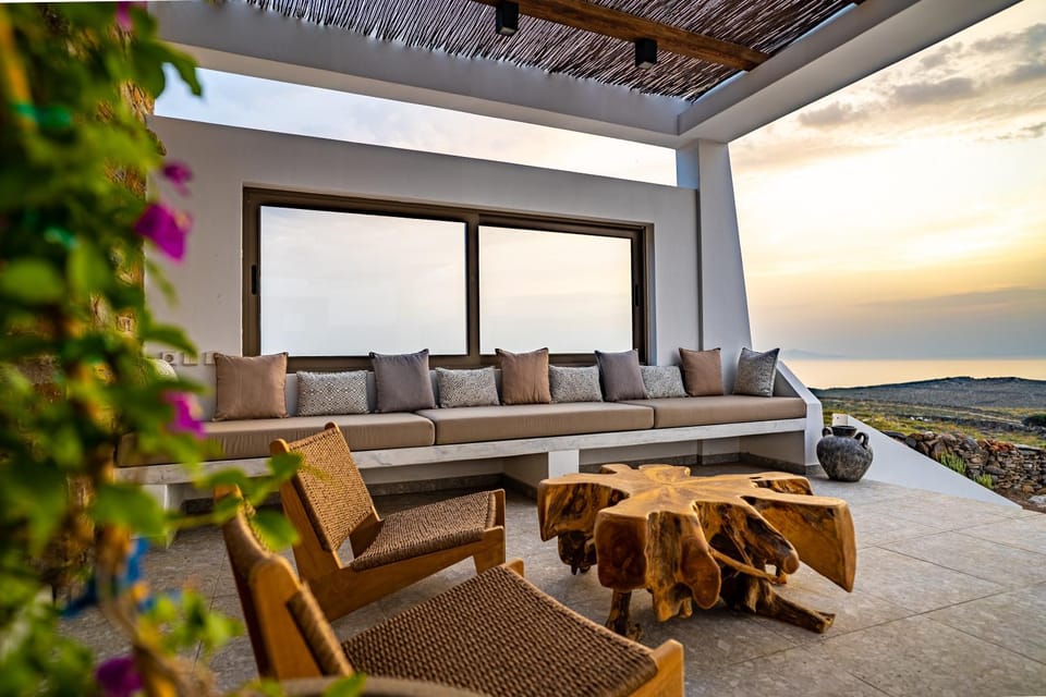 Patio, Day, Natural landscape, View (from property/room), Balcony/Terrace, Living room, Seating area, Sea view
