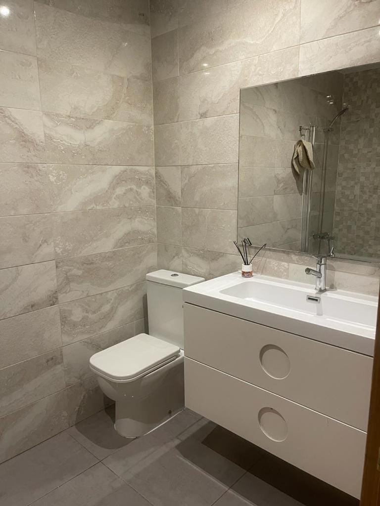 Shower, Toilet, Bathroom, Bath