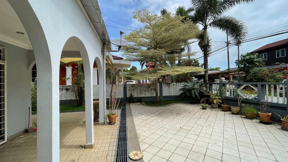 Property building, Garden view