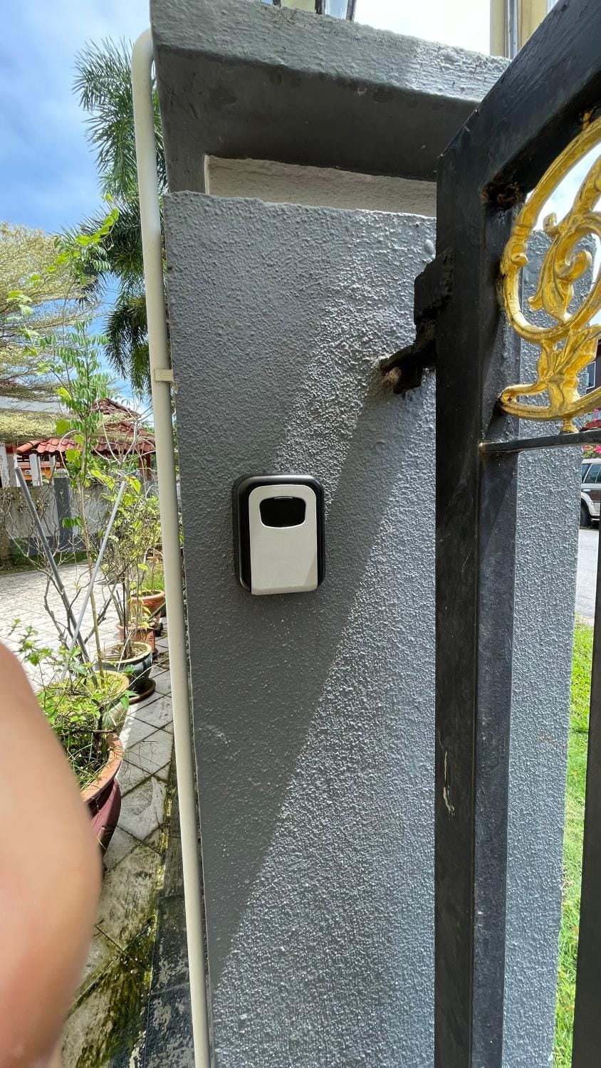 Property building, Day