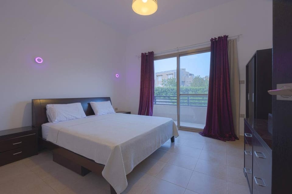 Bed, Balcony/Terrace, Photo of the whole room, Bedroom
