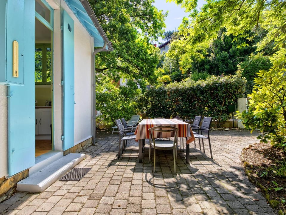 Spacieuse villa à Arcachon - Terrasses, jardin, proche plages, 5 chambres pour 12 pers. - FR-1-433-104 Villa in Arcachon